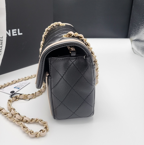 Brand new authentic Chanel two-tone mini flap bag from 23B - Picture 12 of 17